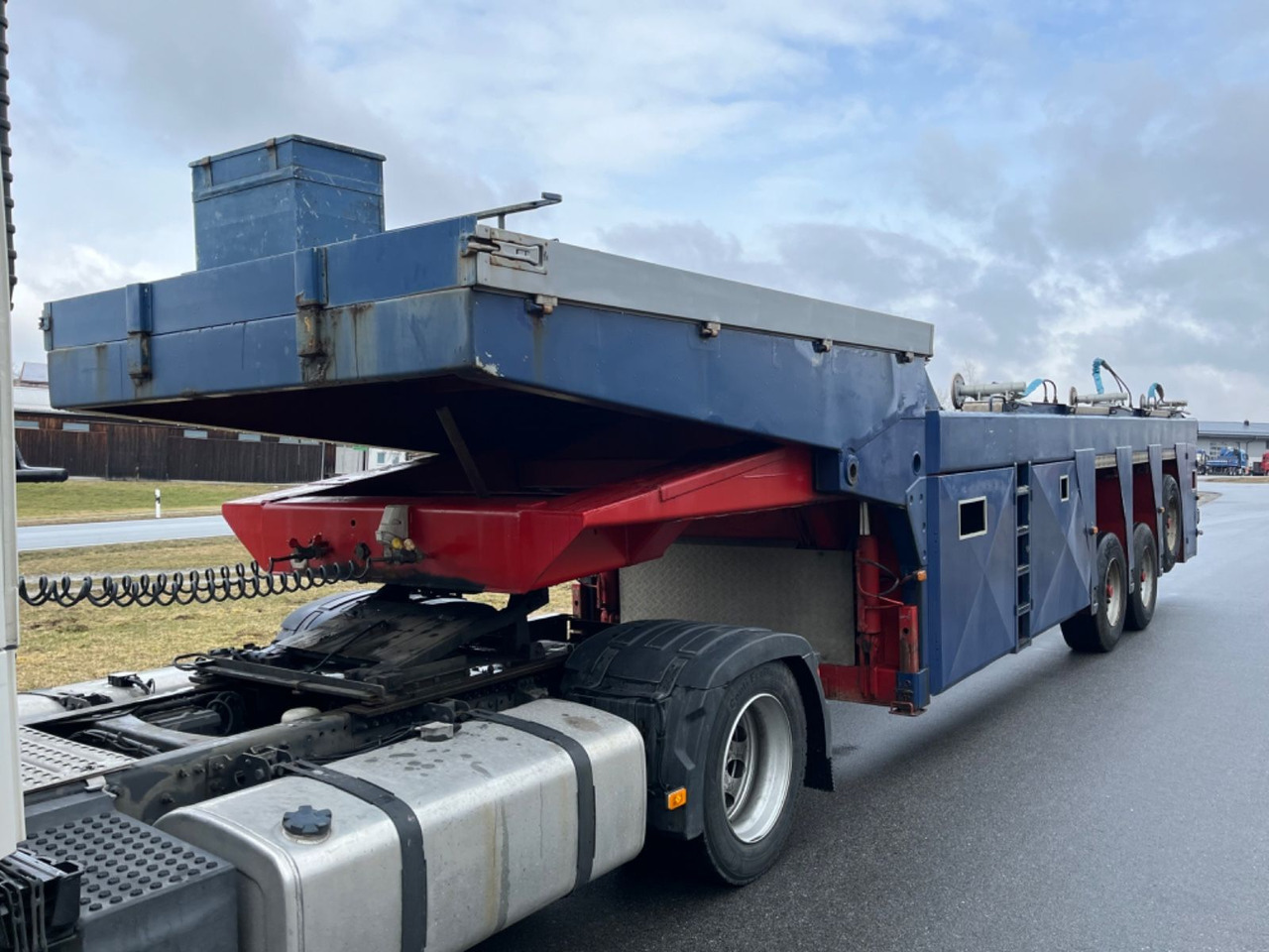 Langendorf SBT 27/32 Innenlader für Betonfertigteile Langendorf SBT 27/32 Innenlader für Betonfertigteile - Félpótkocsi: 2 kép. Langendorf SBT 27/32 Innenlader für Betonfertigteile Langendorf SBT 27/32 Innenlader für Betonfertigteile - Félpótkocsi: 2 kép.