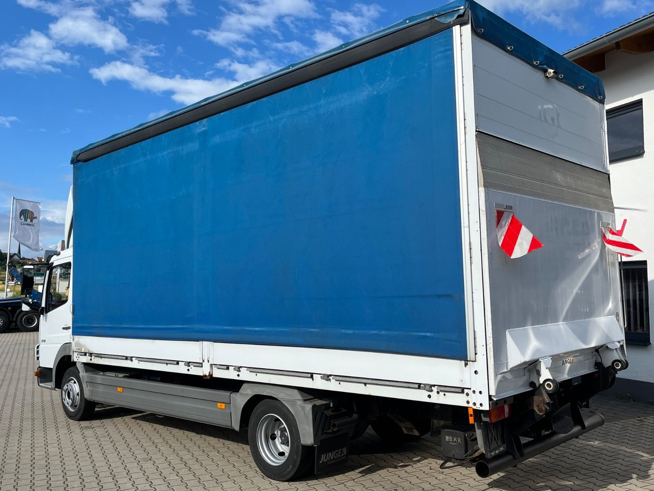 Mercedes-Benz Atego 818 Klima Sperre 74100KM 2,70 Ladehöhe - Ponyvás kisteherautó: 5 kép. Mercedes-Benz Atego 818 Klima Sperre 74100KM 2,70 Ladehöhe - Ponyvás kisteherautó: 5 kép.