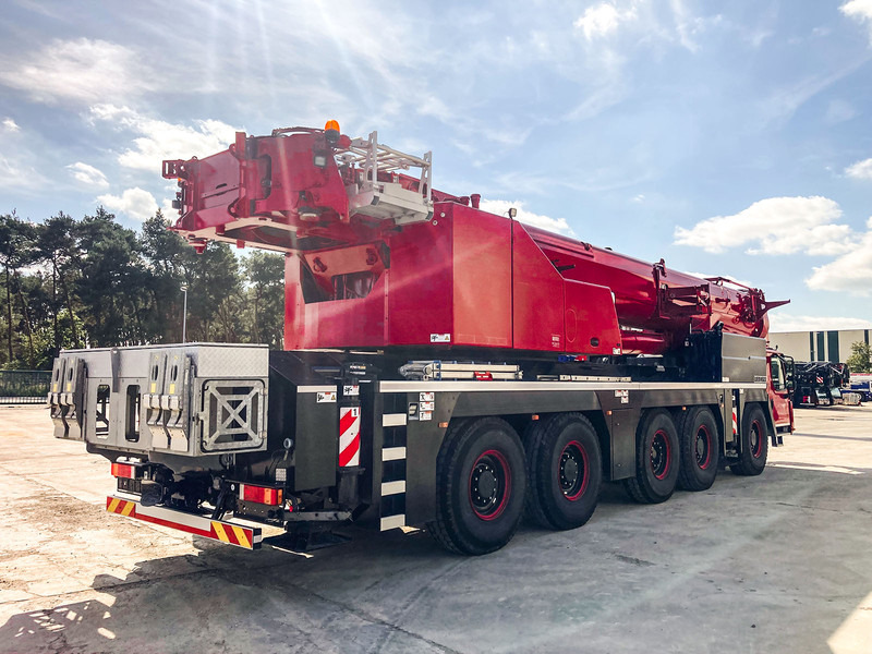 Liebherr LTM 1160-5.2 - Autódaru: 2 kép. Liebherr LTM 1160-5.2 - Autódaru: 2 kép.