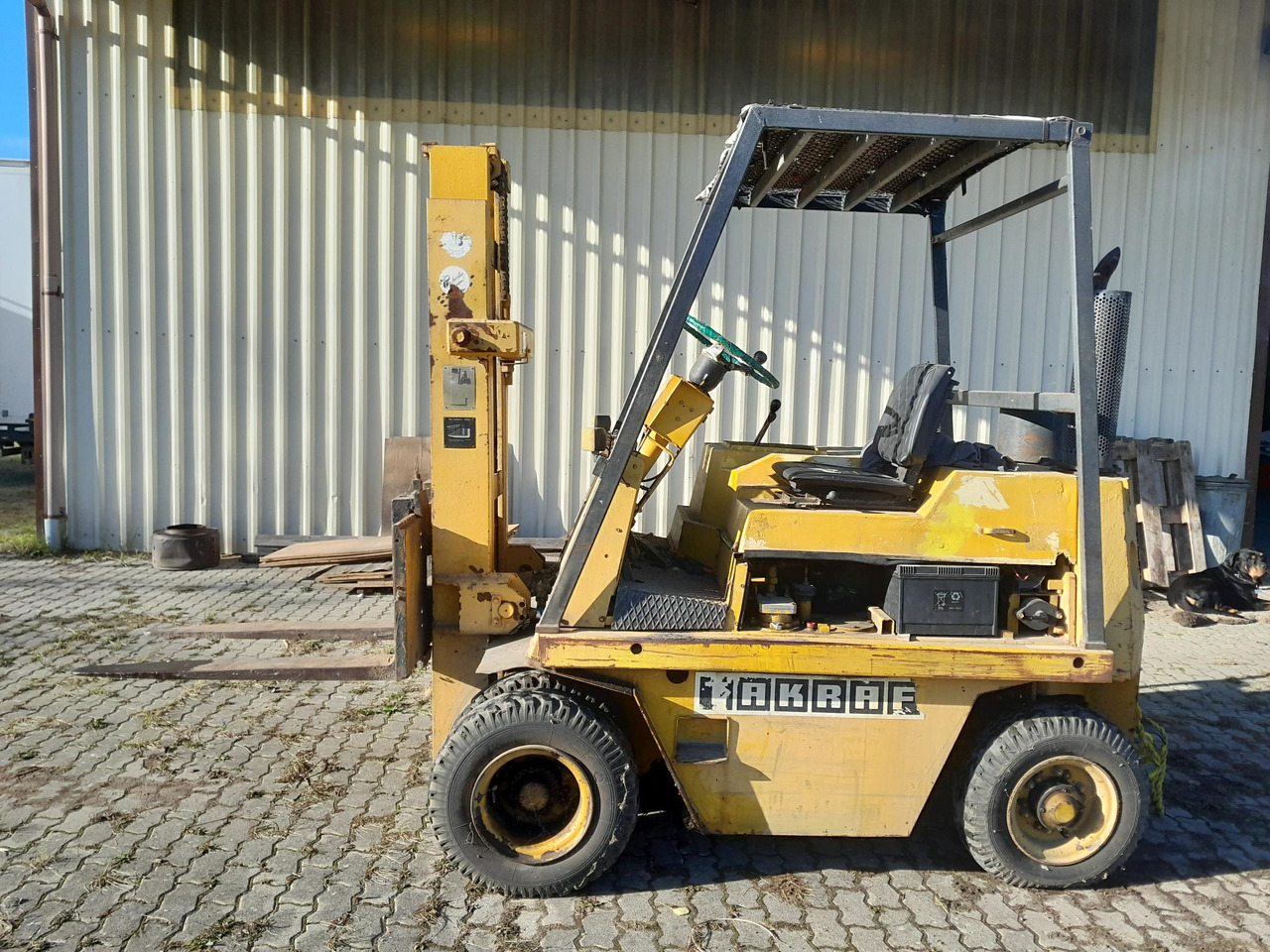 Takraf 3,2 ton diesel - Dízel targonca: 1 kép. Takraf 3,2 ton diesel - Dízel targonca: 1 kép.