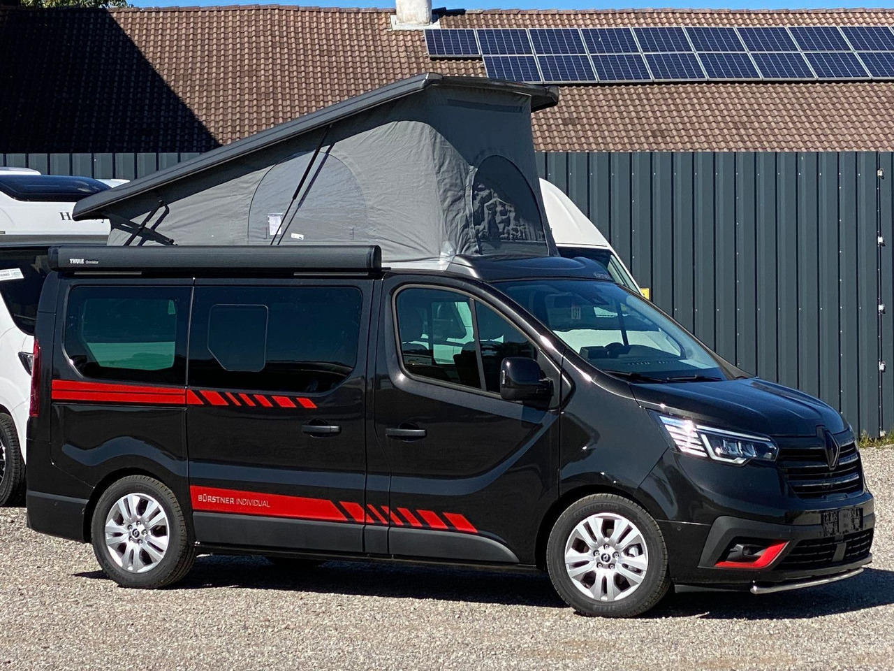 Bürstner Playa Limited C 500, 5 Sitze - Kempingautó: 2 kép. Bürstner Playa Limited C 500, 5 Sitze - Kempingautó: 2 kép.