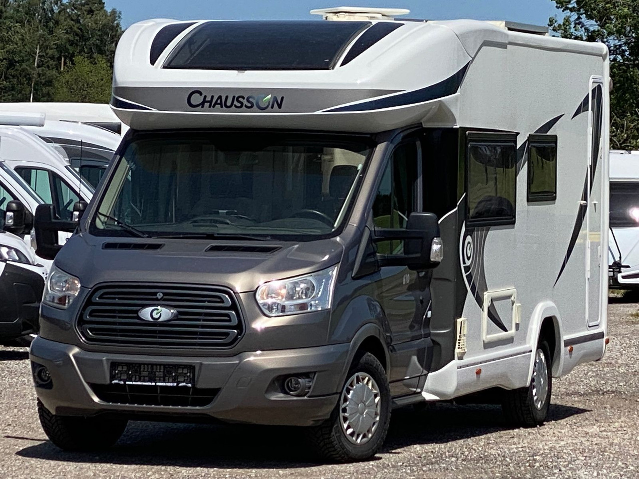 Chausson 610 - Félintegrált lakóautó: 3 kép. Chausson 610 - Félintegrált lakóautó: 3 kép.