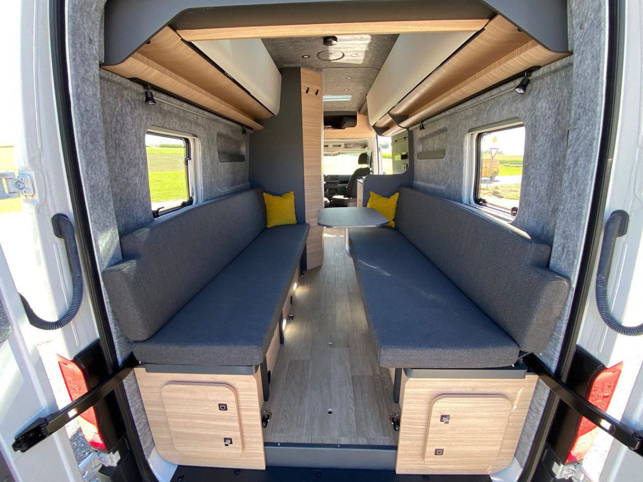Kempingautó Hobby Maxia Van 680 DT, 2 Personen Fahrzeug, ACC: 14 kép.