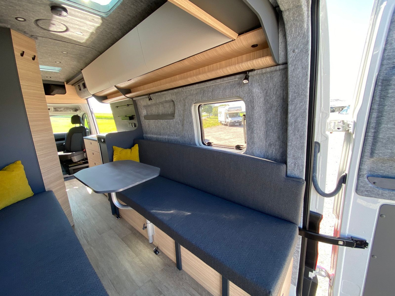 Kempingautó Hobby Maxia Van 680 DT, 2 Personen Fahrzeug, ACC: 15 kép.
