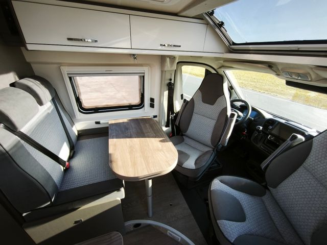 Új Kempingautó Hobby Vantana De Luxe K60 FT *Markise*Navi*RFK*KLIMA: 16 kép.