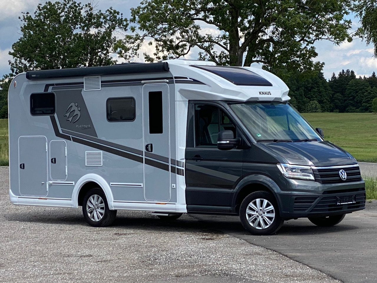 Knaus Van TI PLUS Platinium Selection 650 MEG,Automat - Félintegrált lakóautó: 4 kép. Knaus Van TI PLUS Platinium Selection 650 MEG,Automat - Félintegrált lakóautó: 4 kép.