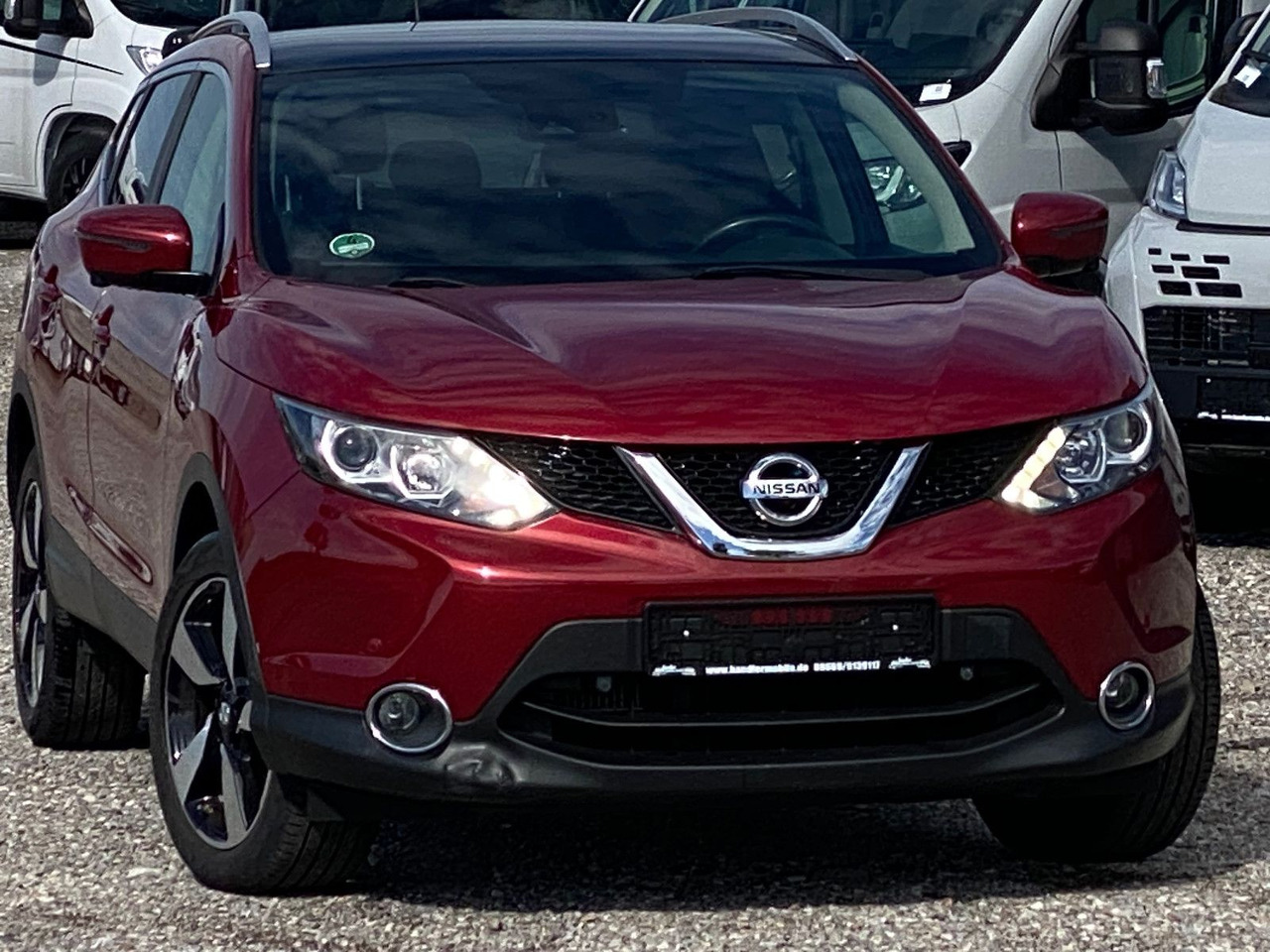 Nissan Qashqai 360° 4x4 - Terepjáró/ SUV: 3 kép. Nissan Qashqai 360° 4x4 - Terepjáró/ SUV: 3 kép.