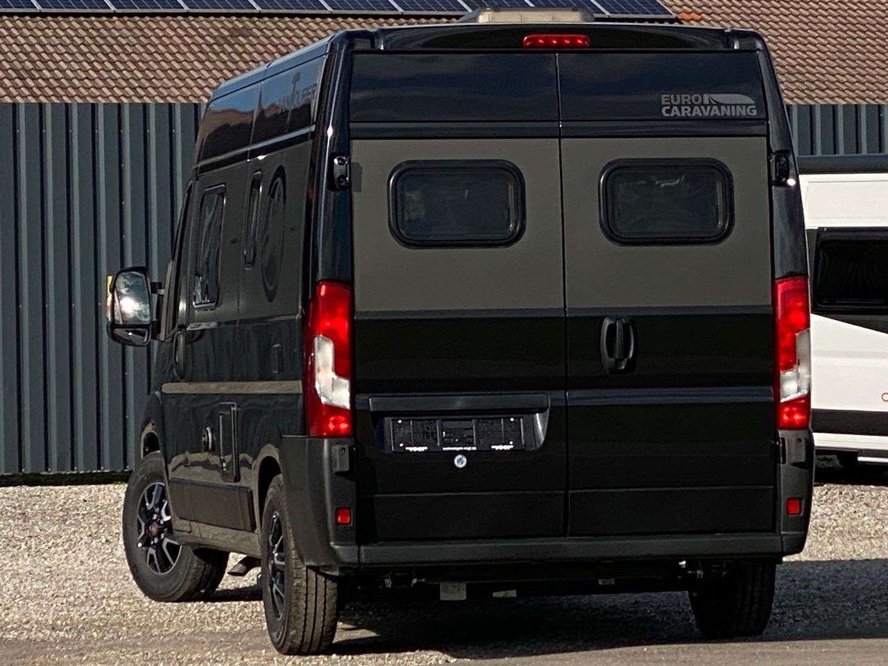 VANTourer 540 D - Kempingautó: 5 kép. VANTourer 540 D - Kempingautó: 5 kép.