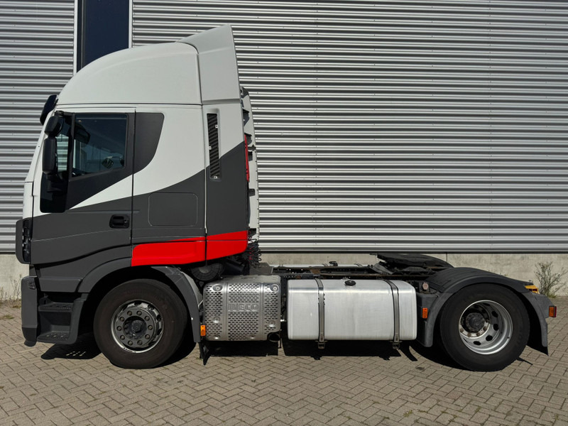 Iveco Stralis AS 420 / 10 In Stock..!!! / 2 Tanks / NL Truck - Nyergesvontató: 5 kép. Iveco Stralis AS 420 / 10 In Stock..!!! / 2 Tanks / NL Truck - Nyergesvontató: 5 kép.