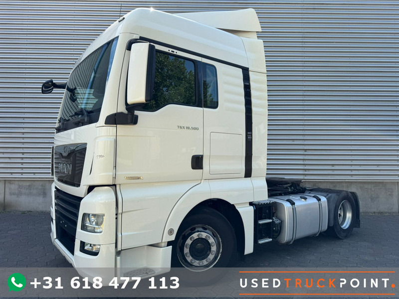 MAN TGX 18.500 XLX / Intarder / Roof Klima / 2 Tanks - Nyergesvontató: 1 kép. MAN TGX 18.500 XLX / Intarder / Roof Klima / 2 Tanks - Nyergesvontató: 1 kép.