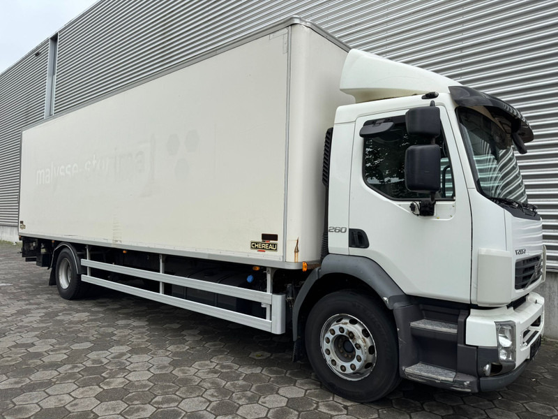 Volvo FL 260 / Euro 5 / 18 Tons / Tail Lift / Belgium Truck - Dobozos felépítményű teherautó: 4 kép. Volvo FL 260 / Euro 5 / 18 Tons / Tail Lift / Belgium Truck - Dobozos felépítményű teherautó: 4 kép.
