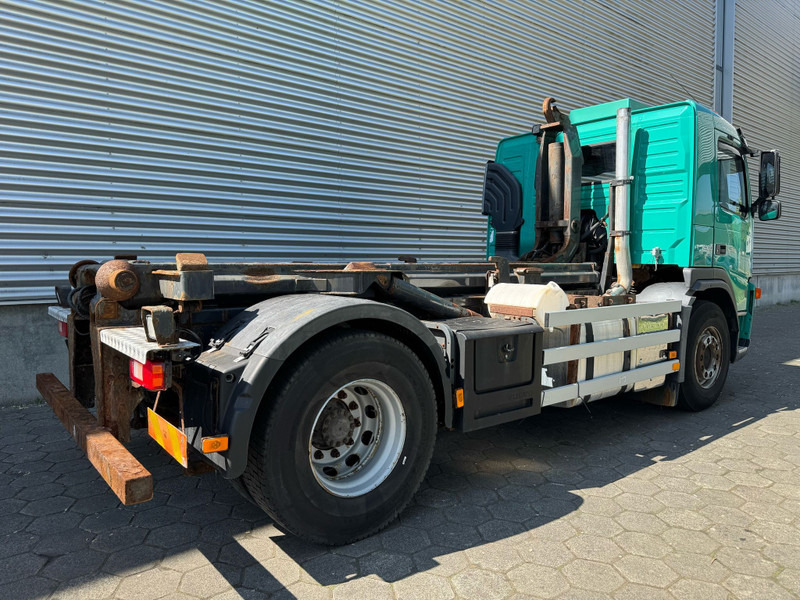 Volvo FM400 / I-Shift / Hook / Euro 5 / VEB+ / TUV: 6-2025 / NL Truck - Horgos rakodó teherautó: 4 kép. Volvo FM400 / I-Shift / Hook / Euro 5 / VEB+ / TUV: 6-2025 / NL Truck - Horgos rakodó teherautó: 4 kép.