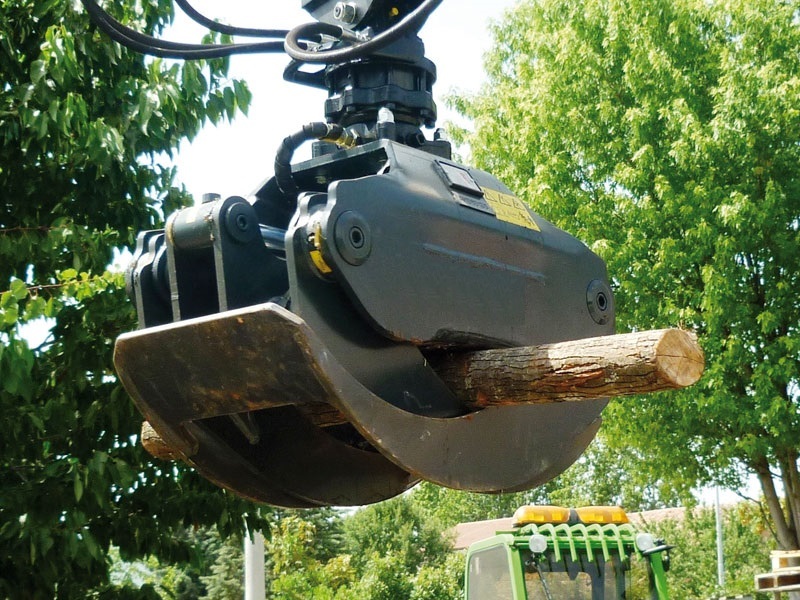 DEMOQ DP082 Log Grab 1180 kg - Polip kanál - Építőipari gépek: 5 kép. DEMOQ DP082 Log Grab 1180 kg - Polip kanál - Építőipari gépek: 5 kép.