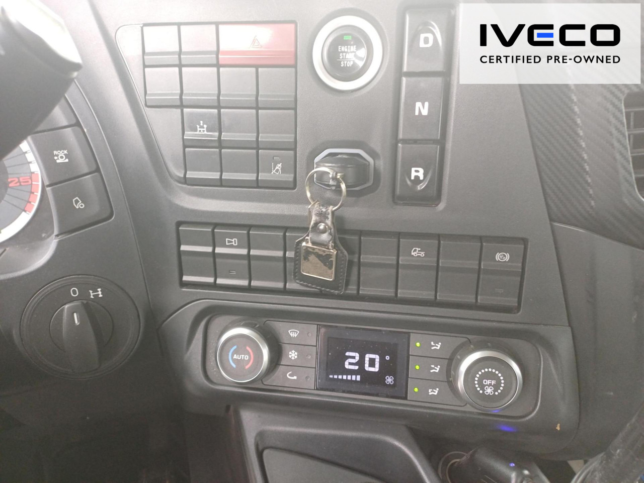 IVECO Stralis AD190S42/P Euro6 Intarder Klima AHK - Billenőplatós teherautó: 2 kép. IVECO Stralis AD190S42/P Euro6 Intarder Klima AHK - Billenőplatós teherautó: 2 kép.