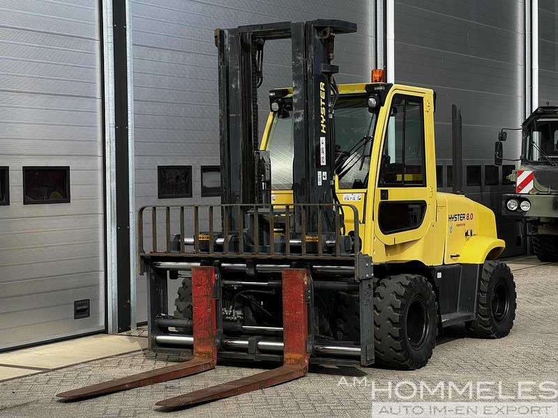 Hyster H8.0FT9 - Dízel targonca: 2 kép. Hyster H8.0FT9 - Dízel targonca: 2 kép.