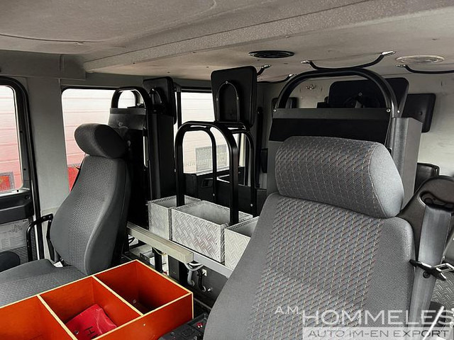 Tűzoltóautó MAN 14.224 4x4 (L80): 10 kép. Tűzoltóautó MAN 14.224 4x4 (L80): 10 kép.