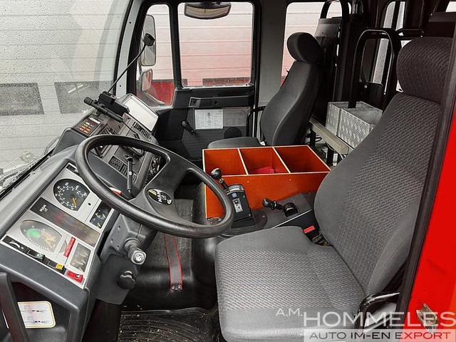 Tűzoltóautó MAN 14.224 4x4 (L80): 9 kép. Tűzoltóautó MAN 14.224 4x4 (L80): 9 kép.