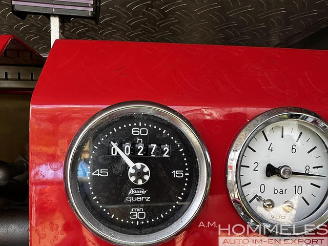 Tűzoltóautó Mercedes-Benz 1224 AF 4x4: 13 kép.