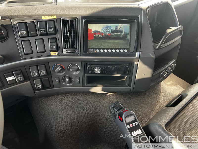 Horgos rakodó teherautó Volvo FM 330 6X4, Multilift: 11 kép.