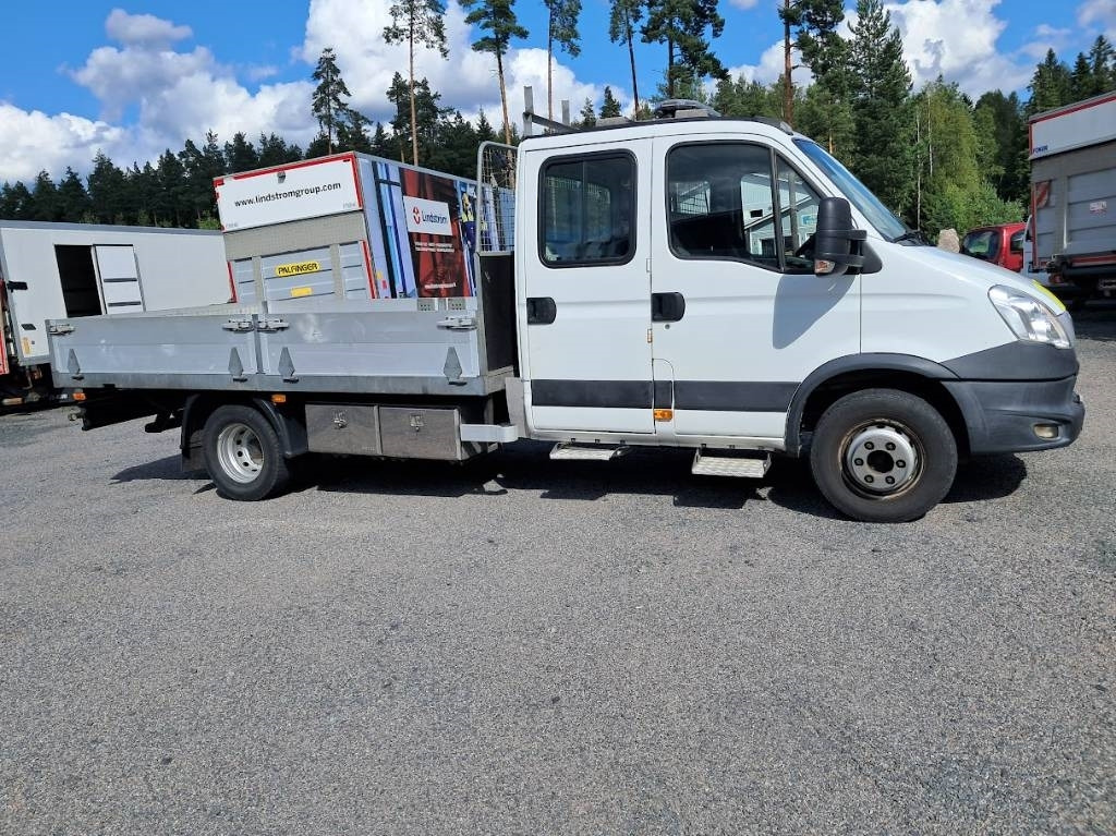Iveco Daily 70 C17 Doppel 3.0 - Platós teherautó: 1 kép. Iveco Daily 70 C17 Doppel 3.0 - Platós teherautó: 1 kép.