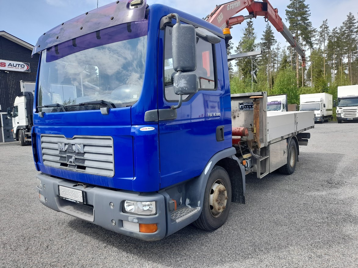 Man TGL 8.180 Ferrari 6000-2 - Darus autó: 2 kép. Man TGL 8.180 Ferrari 6000-2 - Darus autó: 2 kép.