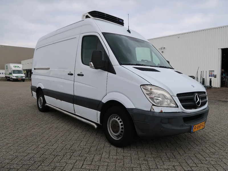 Mercedes-Benz Sprinter 311 CDI, L2H2, Manual, Carrier, TUV, NL Van, Top! - Hűtős kisteherautó: 2 kép. Mercedes-Benz Sprinter 311 CDI, L2H2, Manual, Carrier, TUV, NL Van, Top! - Hűtős kisteherautó: 2 kép.
