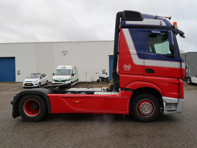 Mercedes-Benz Actros 1842 Euro 5, Big Space, TUV, Automatic, NL Truck TOP! - Nyergesvontató: 5 kép. Mercedes-Benz Actros 1842 Euro 5, Big Space, TUV, Automatic, NL Truck TOP! - Nyergesvontató: 5 kép.