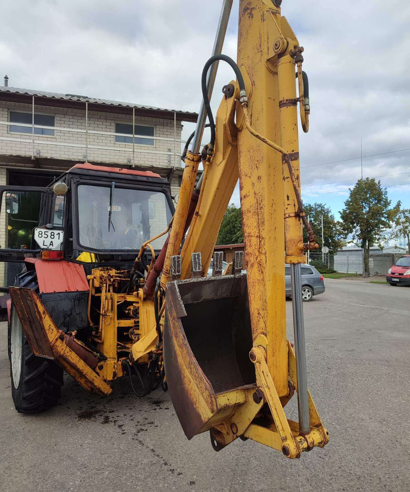 MTZ 82.1 - Kotrórakodó: 4 kép. MTZ 82.1 - Kotrórakodó: 4 kép.