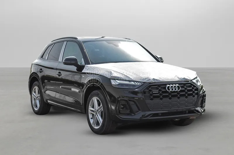 Audi Q5 AWD quattro with ultra technology - Terepjáró/ SUV: 1 kép. Audi Q5 AWD quattro with ultra technology - Terepjáró/ SUV: 1 kép.
