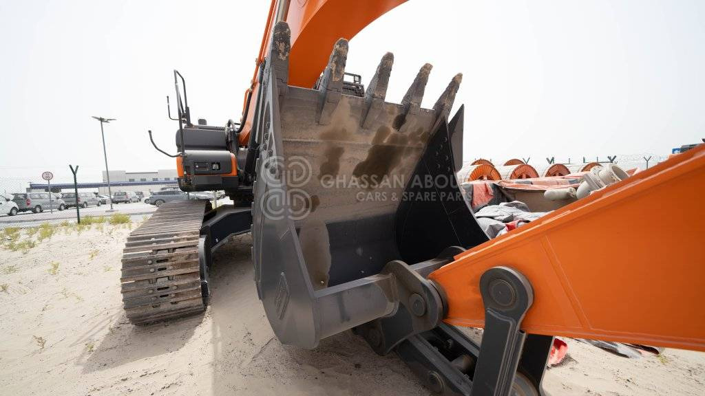 DOOSAN DX450 LCA-7M CRAWLER EXCAVATOR OPERATING WEIGHT 45 TON WITH 2.1 CBM BUCKET (HEAVY DUTY) SHOE 600MM MY2023 - Lánctalpas kotró: 3 kép. DOOSAN DX450 LCA-7M CRAWLER EXCAVATOR OPERATING WEIGHT 45 TON WITH 2.1 CBM BUCKET (HEAVY DUTY) SHOE 600MM MY2023 - Lánctalpas kotró: 3 kép.