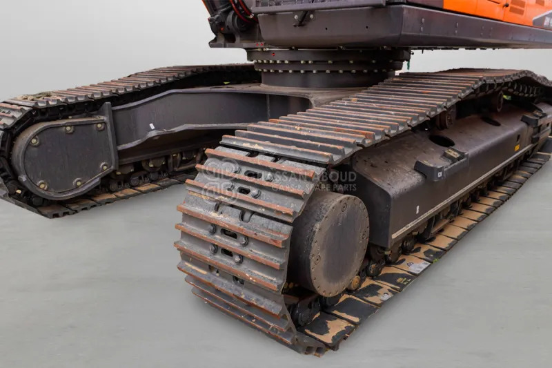 Develon DX450 LCA-7M Crawler Excavator - Lánctalpas kotró: 2 kép. Develon DX450 LCA-7M Crawler Excavator - Lánctalpas kotró: 2 kép.