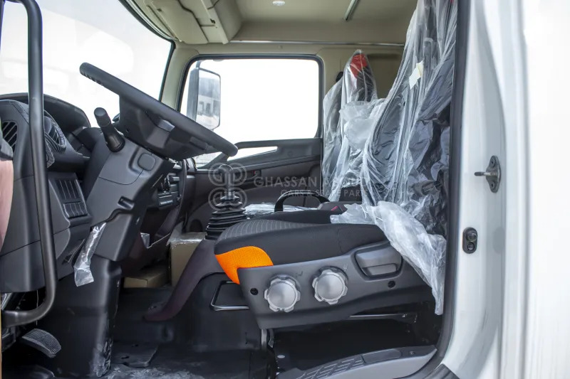 Alvaz teherautó Hino 500 FD 4x2 Chassis: 7 kép. Alvaz teherautó Hino 500 FD 4x2 Chassis: 7 kép.