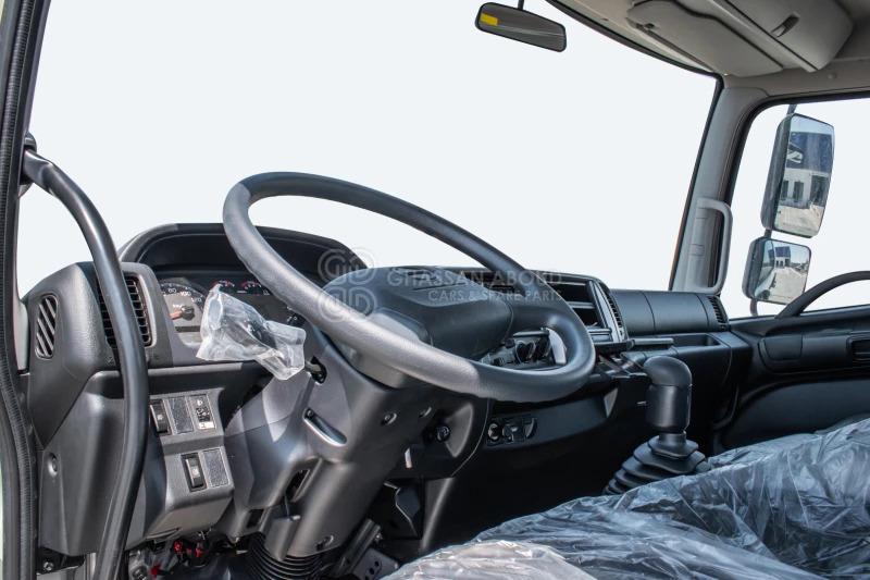 Hino 500 FM 6x4 Chassis - Alvaz teherautó: 4 kép. Hino 500 FM 6x4 Chassis - Alvaz teherautó: 4 kép.
