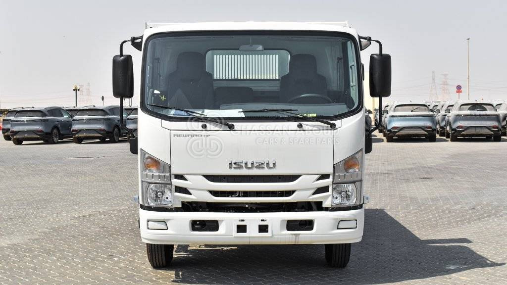 ISUZU NPR 75 DUMP TRUCK WITH A/C MY23 - Billenőplatós teherautó: 2 kép. ISUZU NPR 75 DUMP TRUCK WITH A/C MY23 - Billenőplatós teherautó: 2 kép.