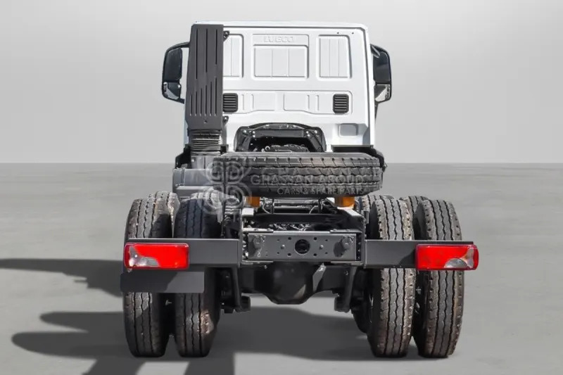 Iveco T-WAY AD380T47H 6x4 R24 Tyres Chassis - Barcelona Stock - Alvaz teherautó: 3 kép. Iveco T-WAY AD380T47H 6x4 R24 Tyres Chassis - Barcelona Stock - Alvaz teherautó: 3 kép.