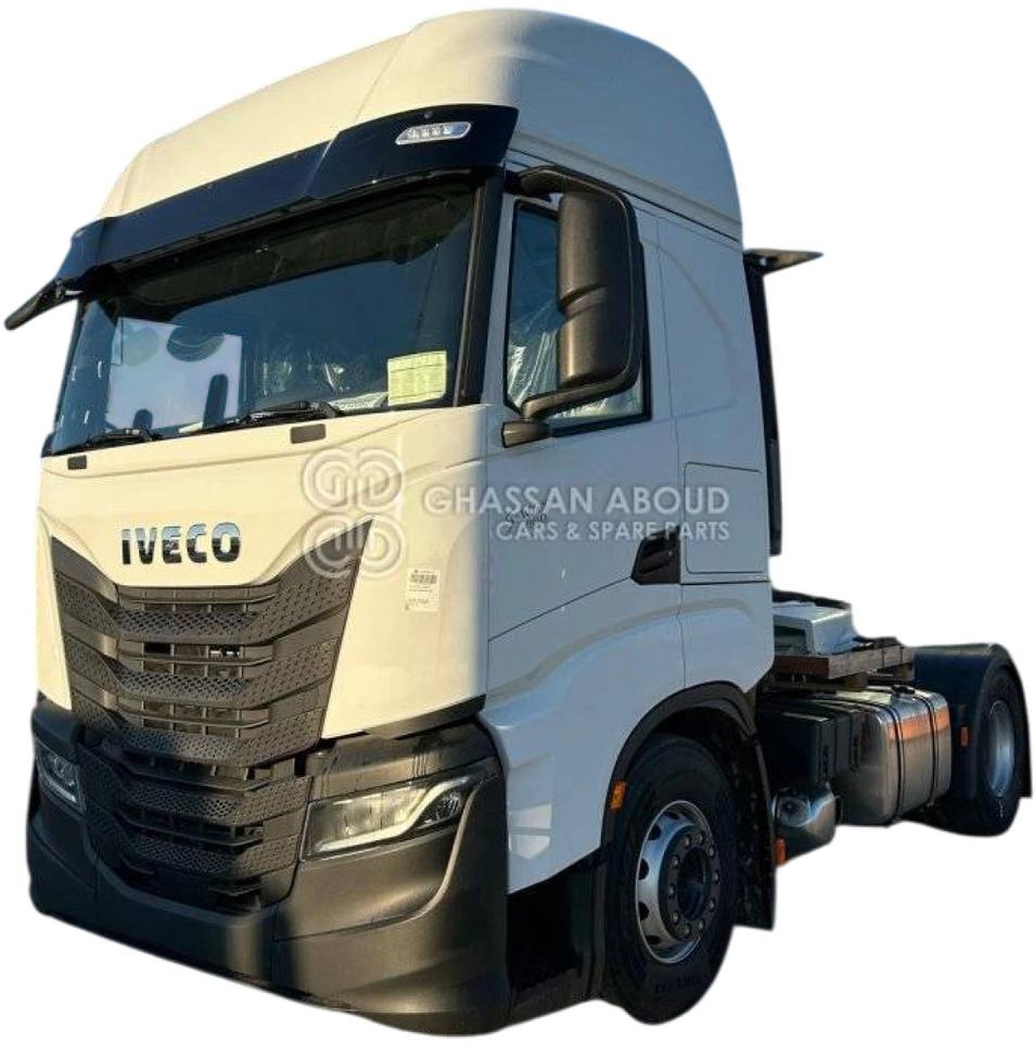 Iveco S-Way AS440S48T/P 4x2 Tractor Head - Nyergesvontató: 1 kép. Iveco S-Way AS440S48T/P 4x2 Tractor Head - Nyergesvontató: 1 kép.