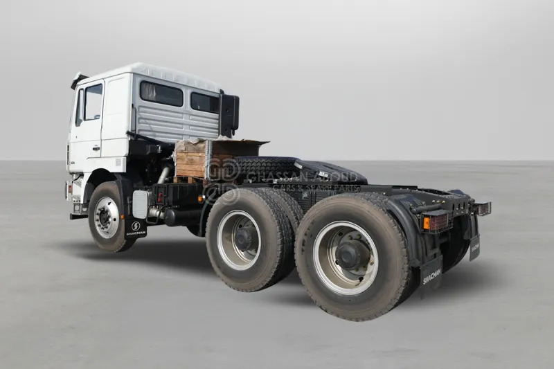 Shacman 6x4 F3000 Tractor Head - Nyergesvontató: 3 kép. Shacman 6x4 F3000 Tractor Head - Nyergesvontató: 3 kép.