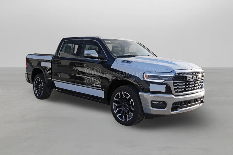 Ram 1500 Crew Cab - Pickup: 1 kép. Ram 1500 Crew Cab - Pickup: 1 kép.