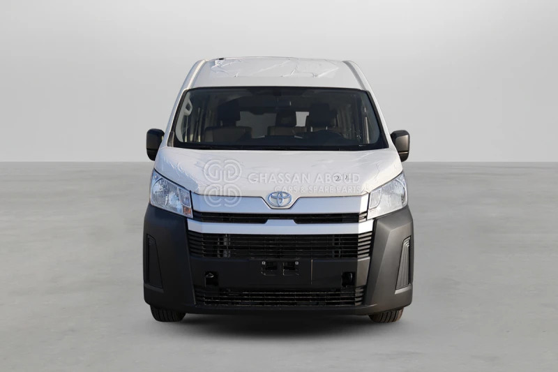 Toyota Hiace - Minibusz, Kisbusz: 5 kép. Toyota Hiace - Minibusz, Kisbusz: 5 kép.