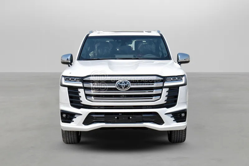 Toyota Land Cruiser 300 - Terepjáró/ SUV: 2 kép. Toyota Land Cruiser 300 - Terepjáró/ SUV: 2 kép.