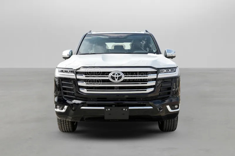 Toyota Land Cruiser 300 - Terepjáró/ SUV: 3 kép. Toyota Land Cruiser 300 - Terepjáró/ SUV: 3 kép.