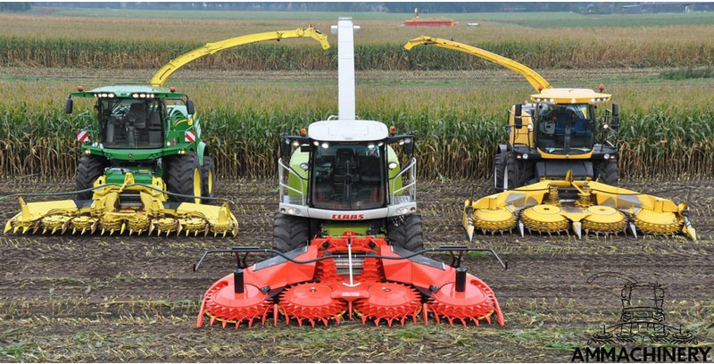 Önjáró szecskázógép Claas 800 and 900 series: 12 kép.
