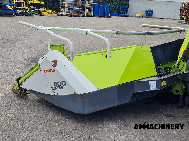 Claas Orbis 600SD rotary corn header - Kukorica adapter: 4 kép. Claas Orbis 600SD rotary corn header - Kukorica adapter: 4 kép.