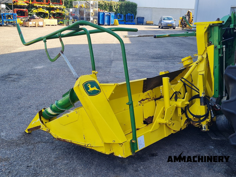 Kemper 345 fits JD rotary corn header - Kukorica adapter: 4 kép. Kemper 345 fits JD rotary corn header - Kukorica adapter: 4 kép.