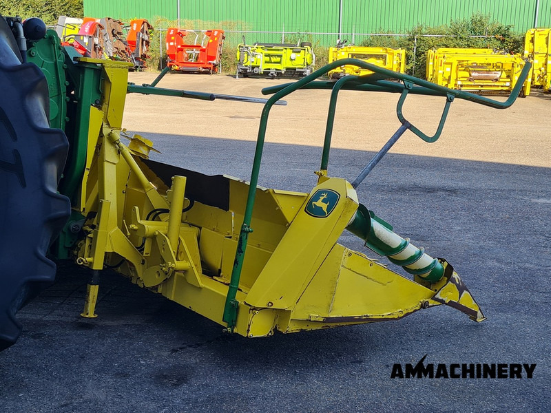 Kemper 345 fits JD rotary corn header - Kukorica adapter: 3 kép. Kemper 345 fits JD rotary corn header - Kukorica adapter: 3 kép.