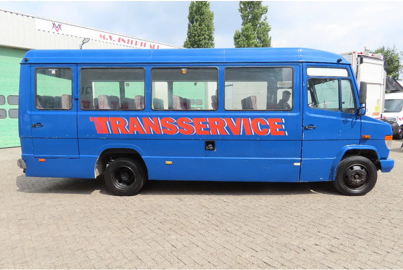Mercedes-Benz Vario 814 D 30 seats. clean bus - Busz: 3 kép. Mercedes-Benz Vario 814 D 30 seats. clean bus - Busz: 3 kép.