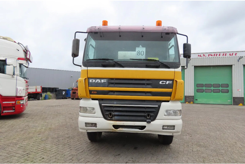 DAF CF 430 8x4, full spring ! Great condition - Betonmixer: 3 kép. DAF CF 430 8x4, full spring ! Great condition - Betonmixer: 3 kép.