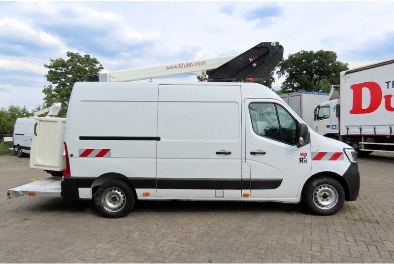 Renault Master 10,5 m 3 SEATS, KLUBB, 3500 kg, euro6 - Kisteherautó: 4 kép. Renault Master 10,5 m 3 SEATS, KLUBB, 3500 kg, euro6 - Kisteherautó: 4 kép.