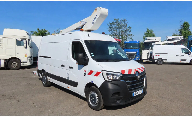Renault Master 10,5 m, 3500 kg, euro6 - Kisteherautó: 1 kép. Renault Master 10,5 m, 3500 kg, euro6 - Kisteherautó: 1 kép.