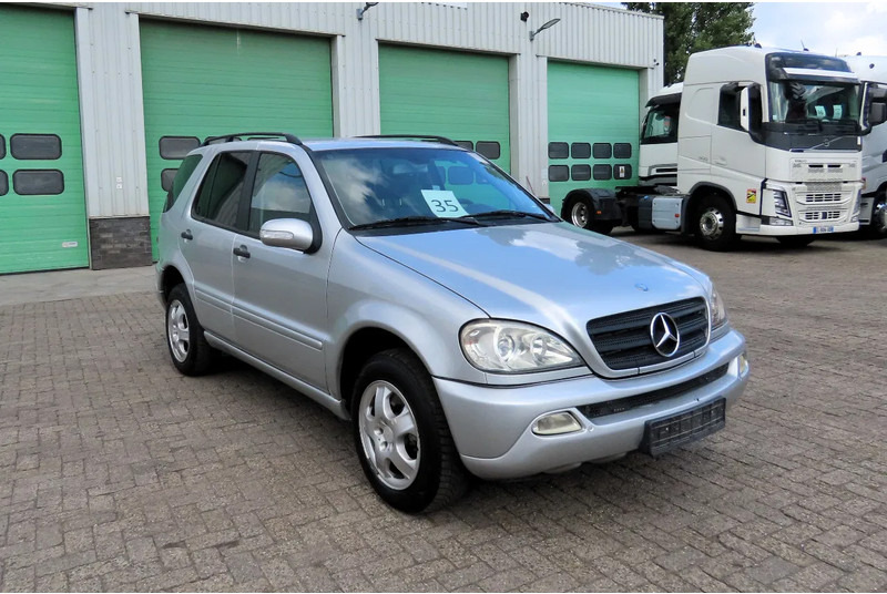 Mercedes-Benz M-Klasse ML ML 270. for export, 5 seats, real leather, Climate - Terepjáró/ SUV: 1 kép. Mercedes-Benz M-Klasse ML ML 270. for export, 5 seats, real leather, Climate - Terepjáró/ SUV: 1 kép.